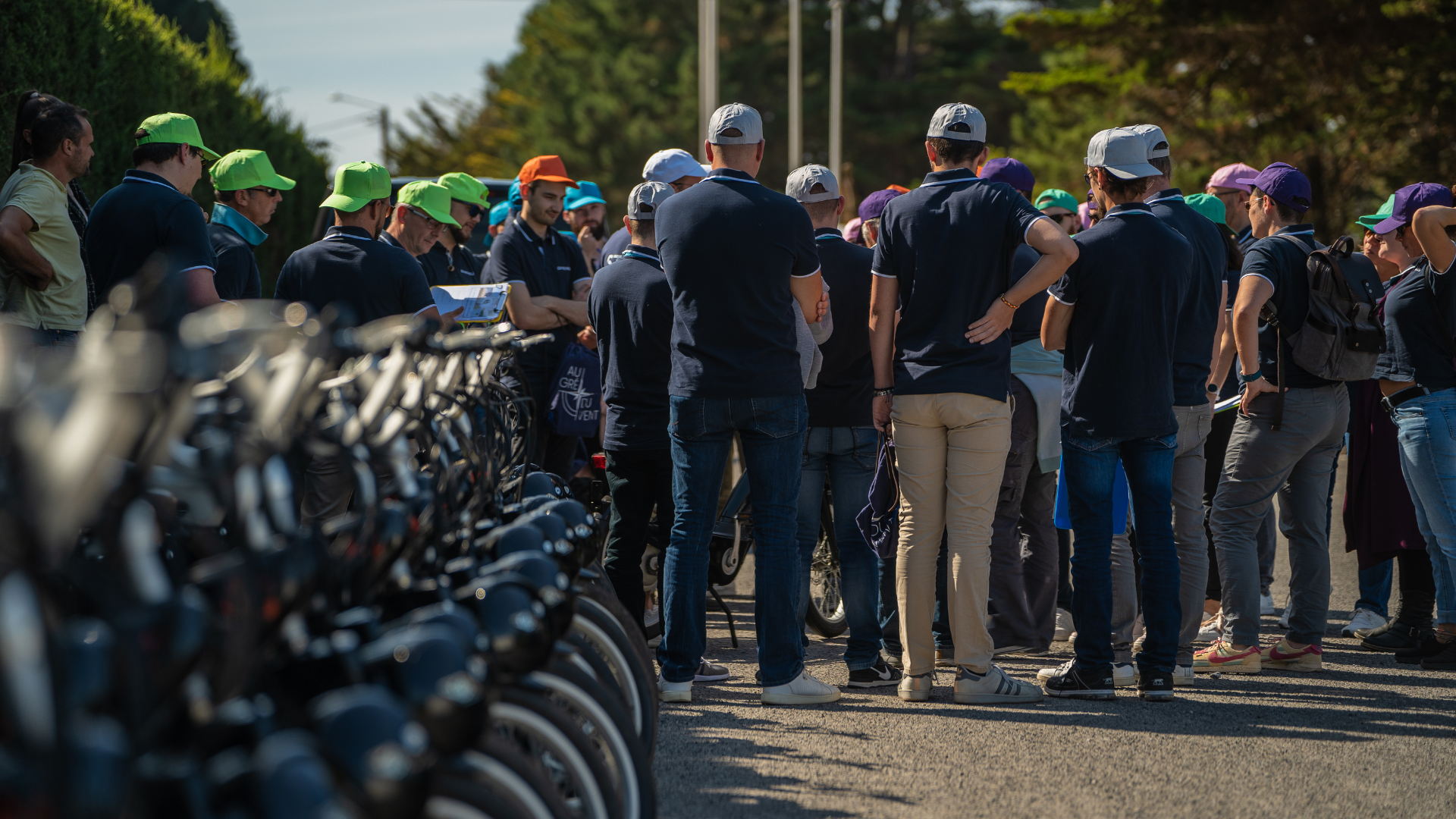 Remplissez vos objectifs de cohésion d'équipe avec cette activité de team building sous forme de rallye découverte.