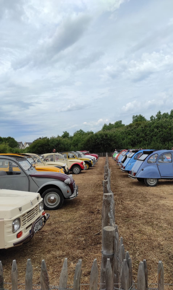 En 2023 Au Gré du Vent organise un rallye découverte en 2cv pour 150 personnes dans le cadre d'un séminaire d'entreprise.