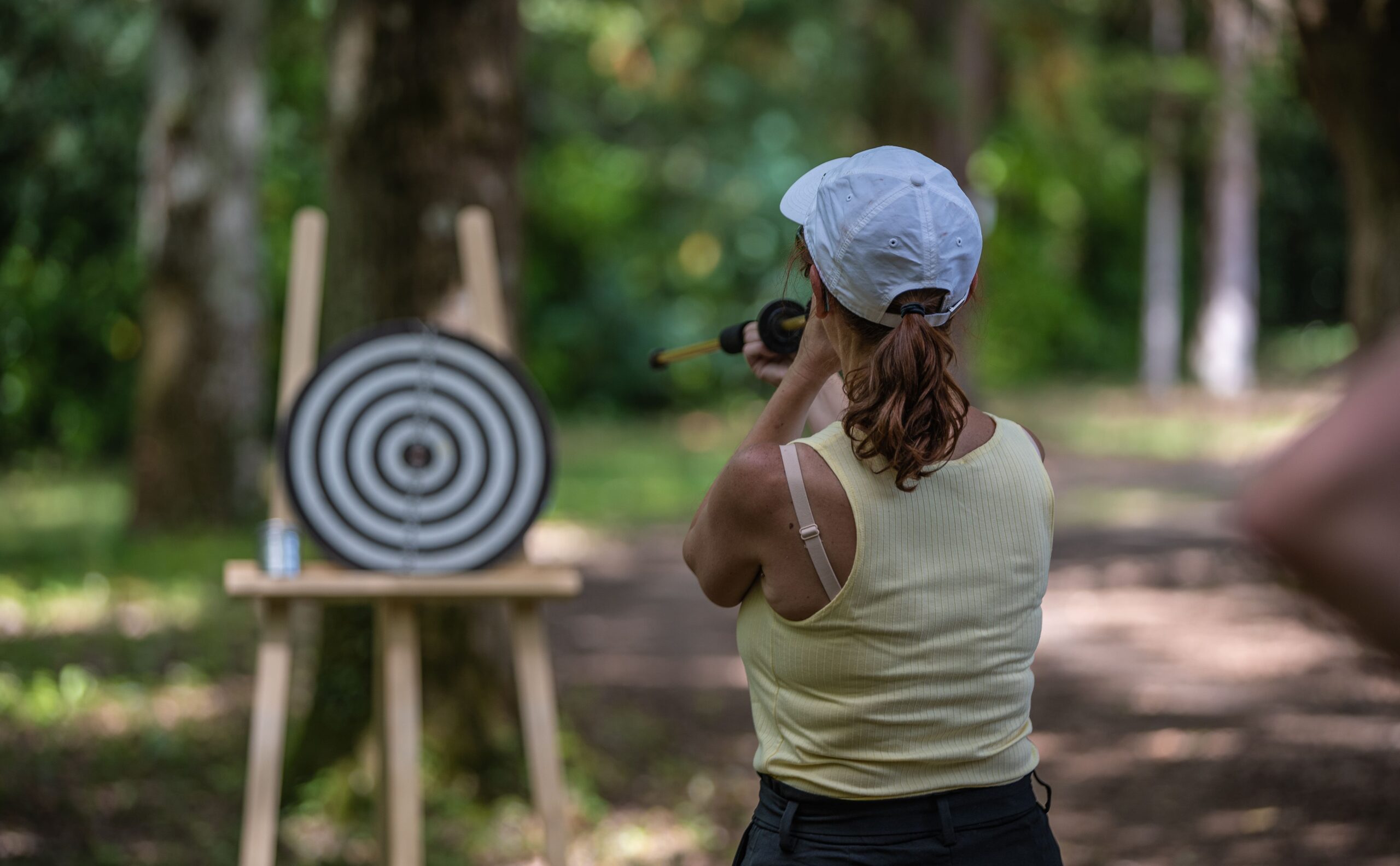 Visez juste dans le choix de votre activité de cohésion d'équipe avec l'activité Dans la cible et Au Gré du Vent